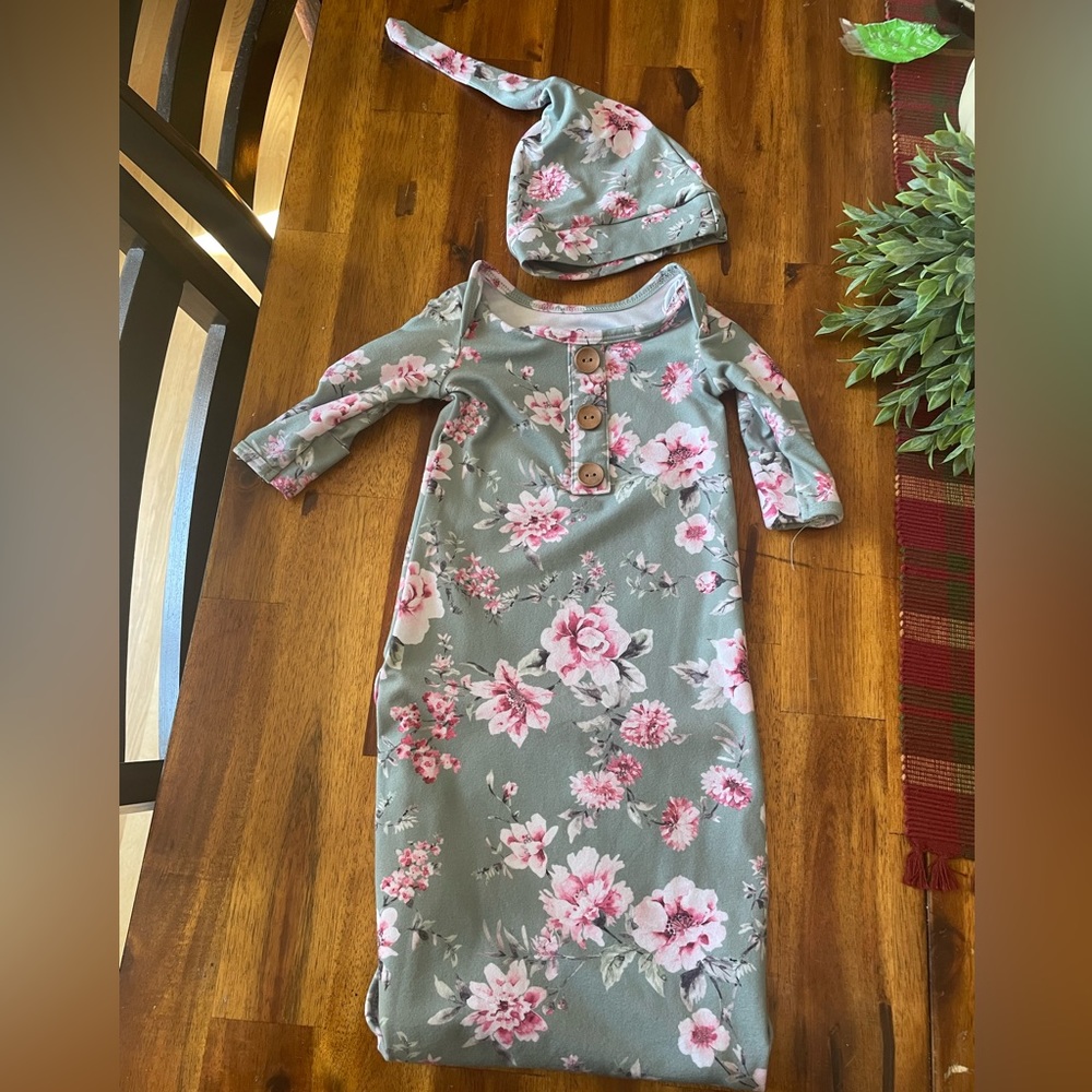 CADEN LANE OUTFIT 0-3 MONTHS